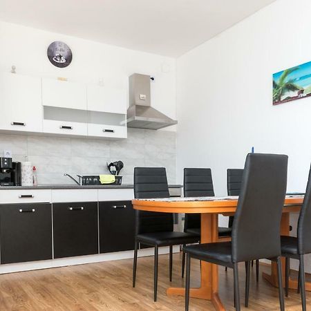 Apartment Rora Zaboric Buitenkant foto