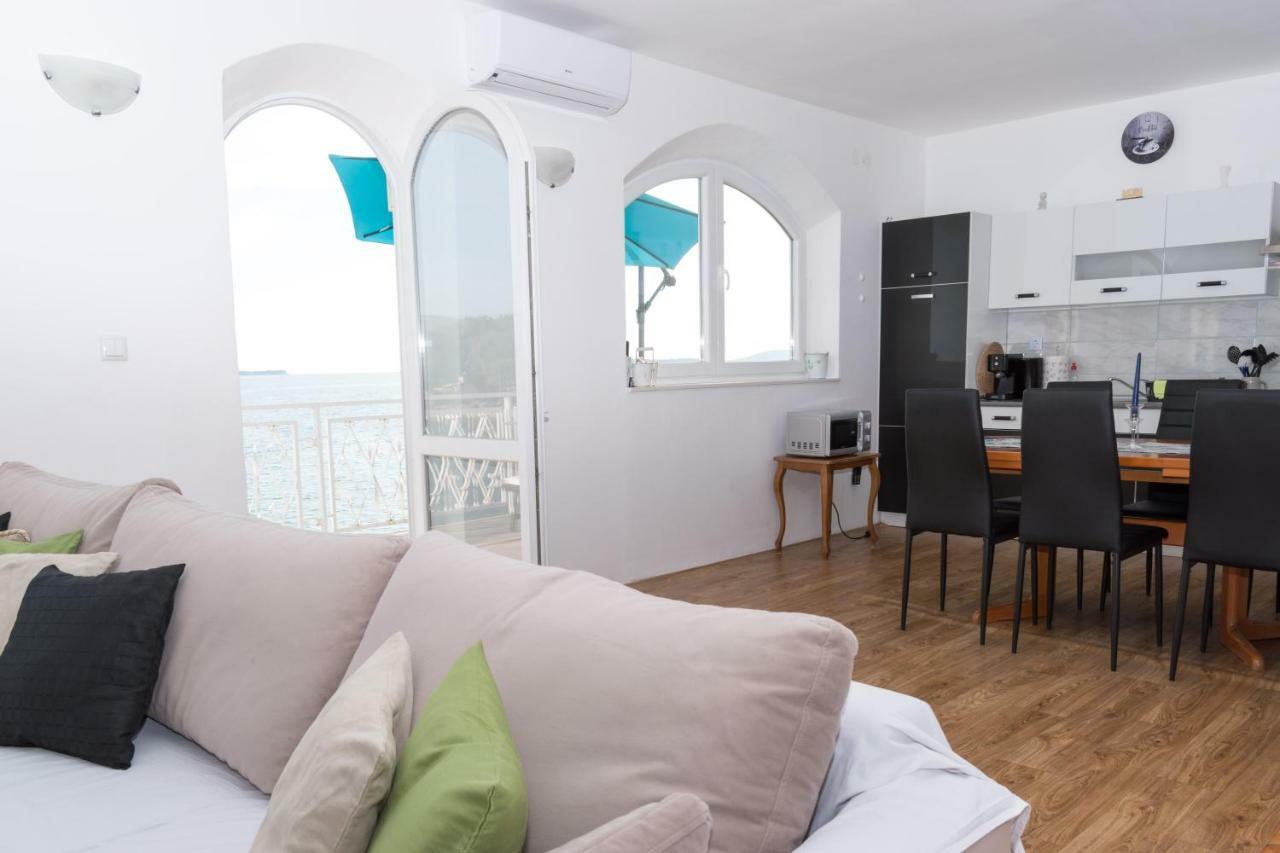 Apartment Rora Zaboric Buitenkant foto