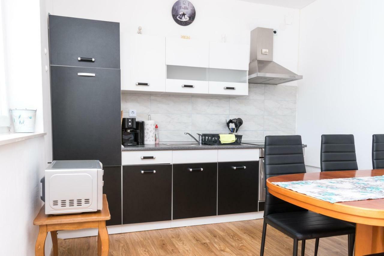 Apartment Rora Zaboric Buitenkant foto